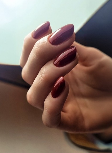 manucure russe brillante